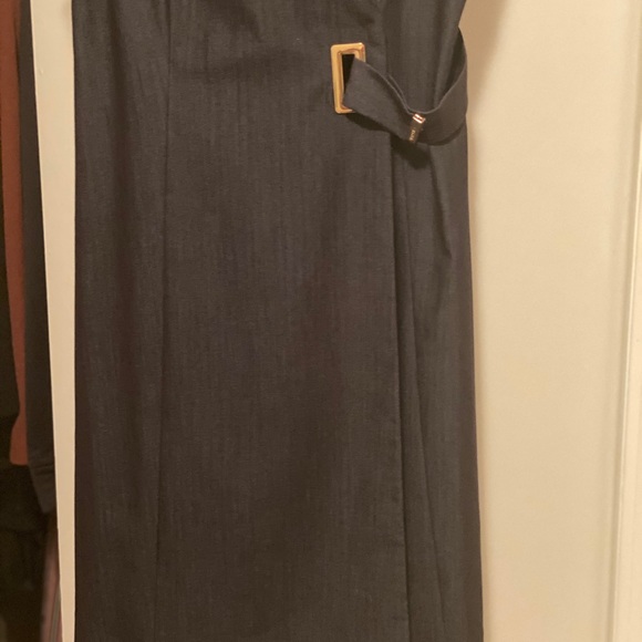 Dress - Picture 4 of 8